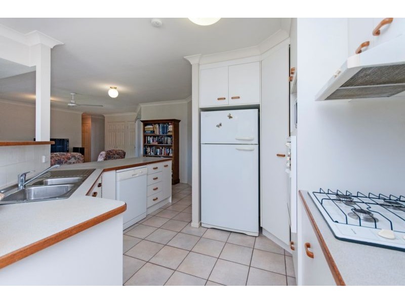 12 Tina Close, Raceview QLD 4305