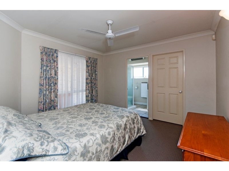 12 Tina Close, Raceview QLD 4305