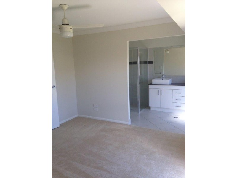 1/1 Ruthven Court, Yamanto QLD 4305