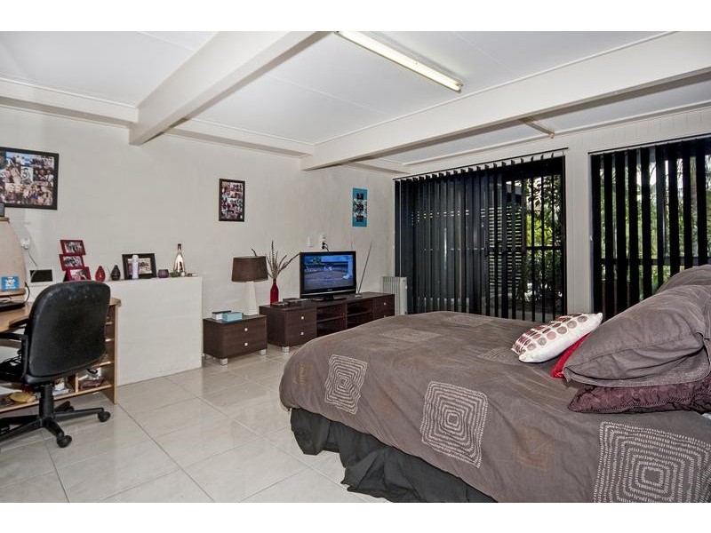 2 Walker Street, Ipswich QLD 4305