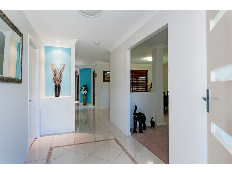 19 Duhig Court, Augustine Heights QLD 4300