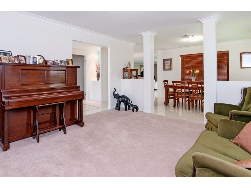 19 Duhig Court, Augustine Heights QLD 4300