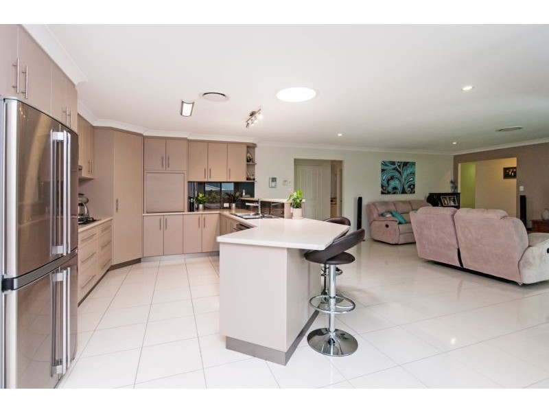 19 Duhig Court, Augustine Heights QLD 4300