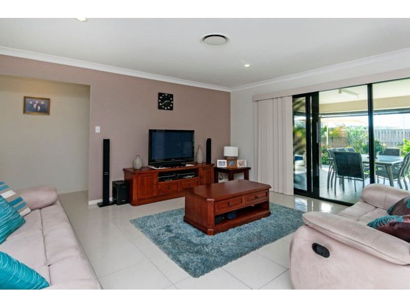 19 Duhig Court, Augustine Heights QLD 4300