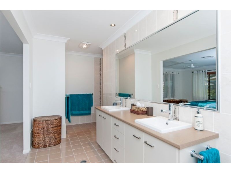 19 Duhig Court, Augustine Heights QLD 4300