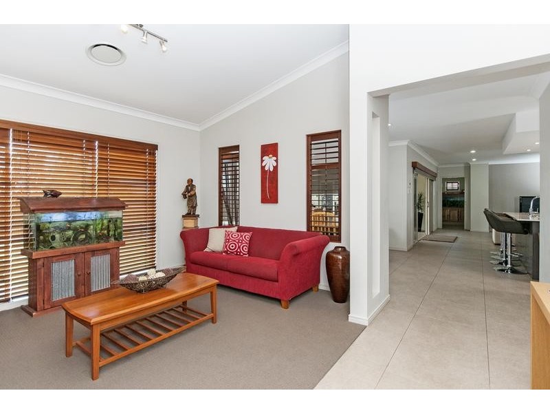 124 Santa Monica Drive, Augustine Heights QLD 4300