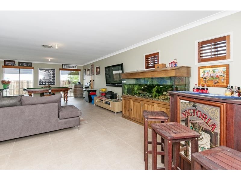 124 Santa Monica Drive, Augustine Heights QLD 4300