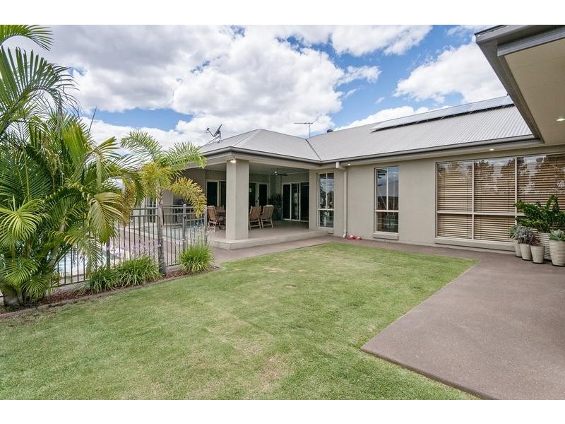 124 Santa Monica Drive, Augustine Heights QLD 4300