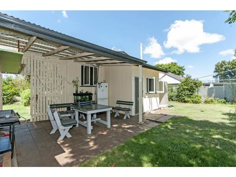 7A Hayes Street, Raceview QLD 4305