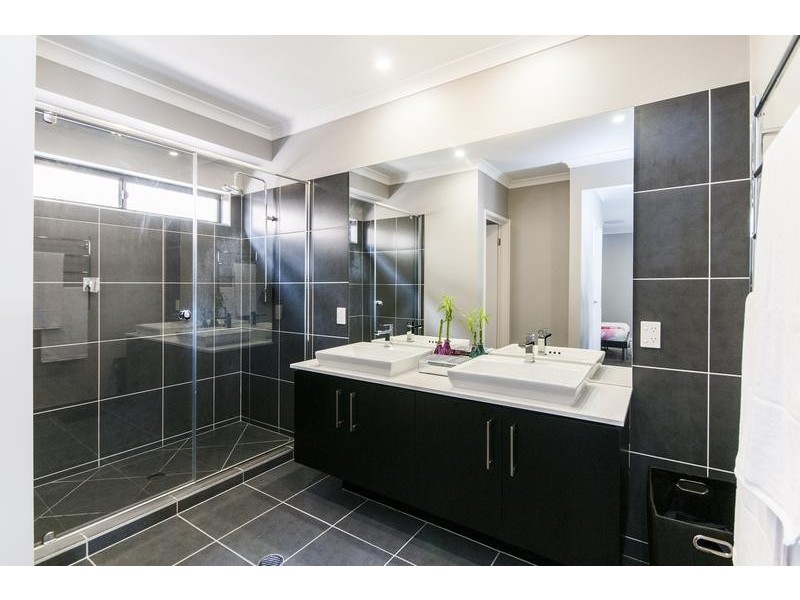 8 Glasswing Street, Deebing Heights QLD 4306