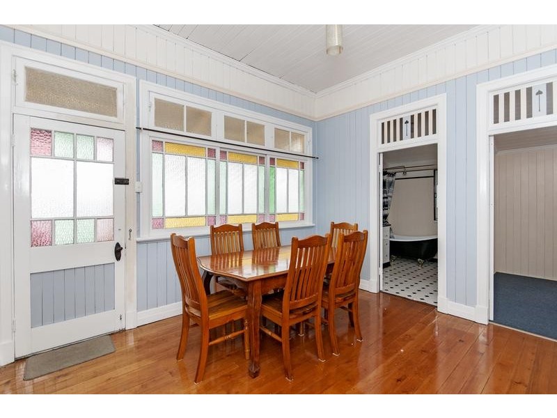 18 Coolibah Street, Silkstone QLD 4304