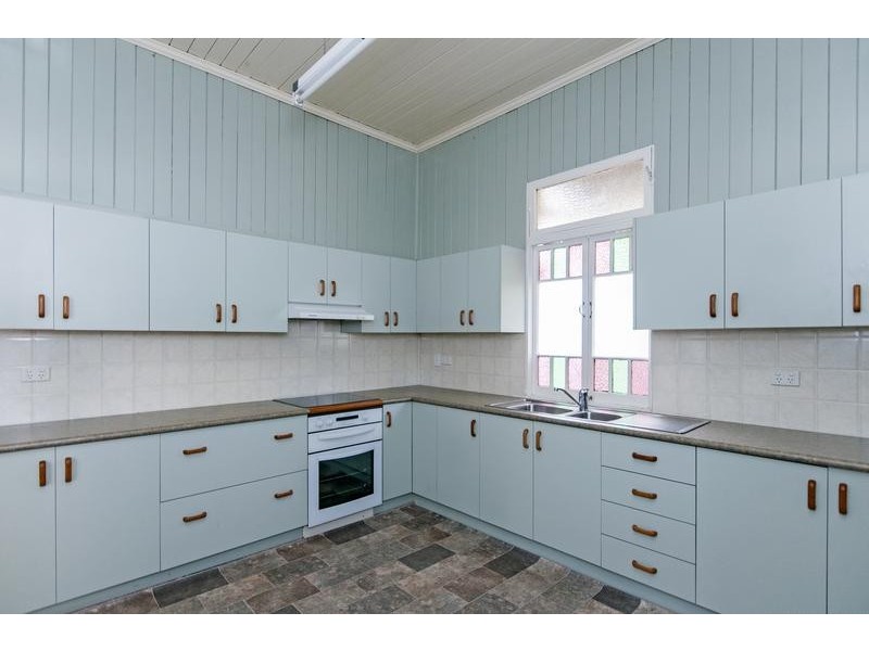 18 Coolibah Street, Silkstone QLD 4304