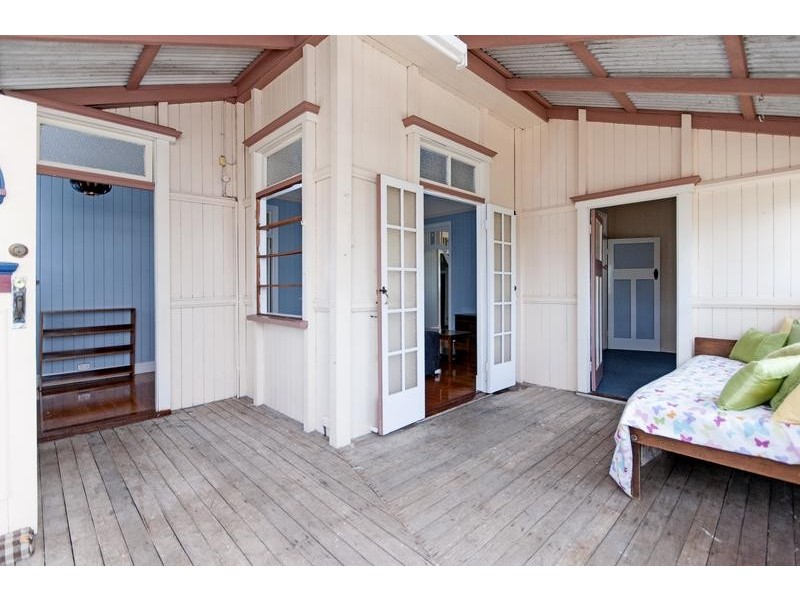 18 Coolibah Street, Silkstone QLD 4304