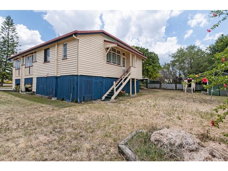 18 Coolibah Street, Silkstone QLD 4304