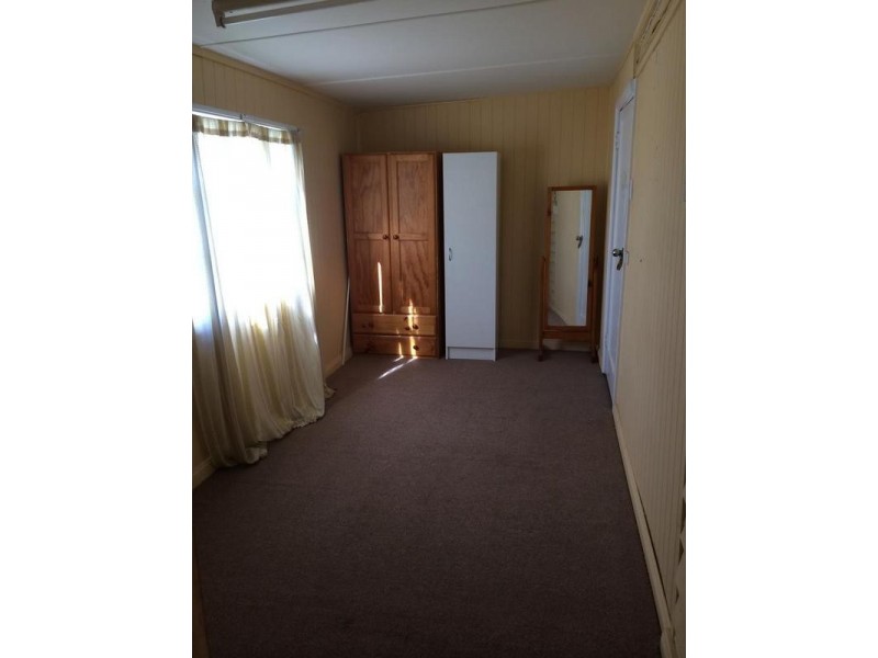 49 Frederick Street, Newtown QLD 4305