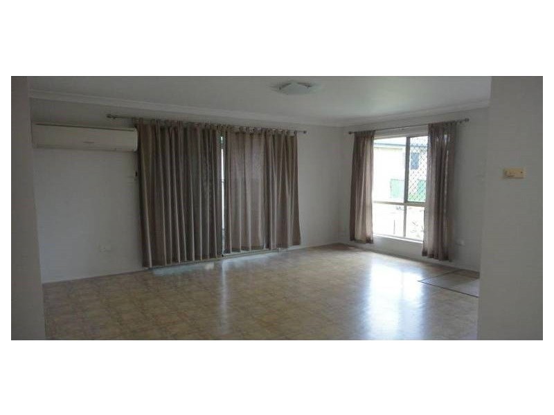 2/38 Dellvene Crescent, Rosewood QLD 4340