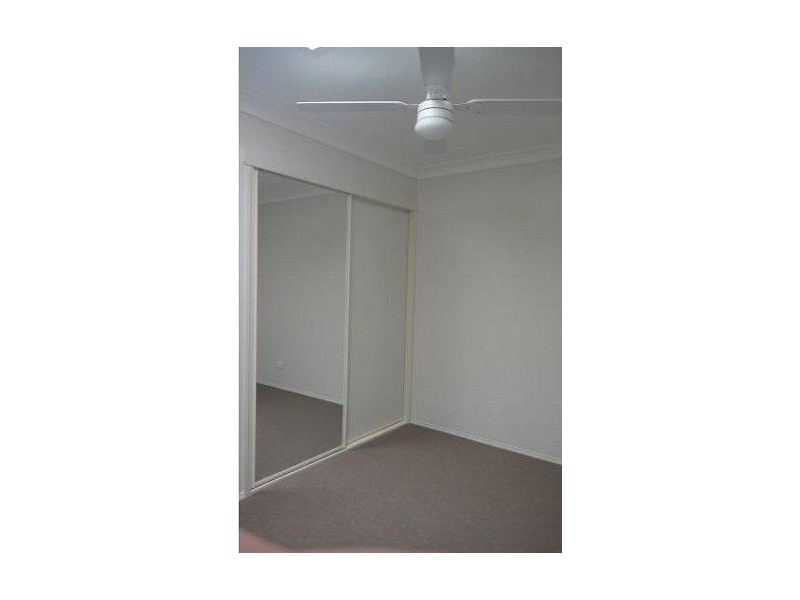 2/38 Dellvene Crescent, Rosewood QLD 4340