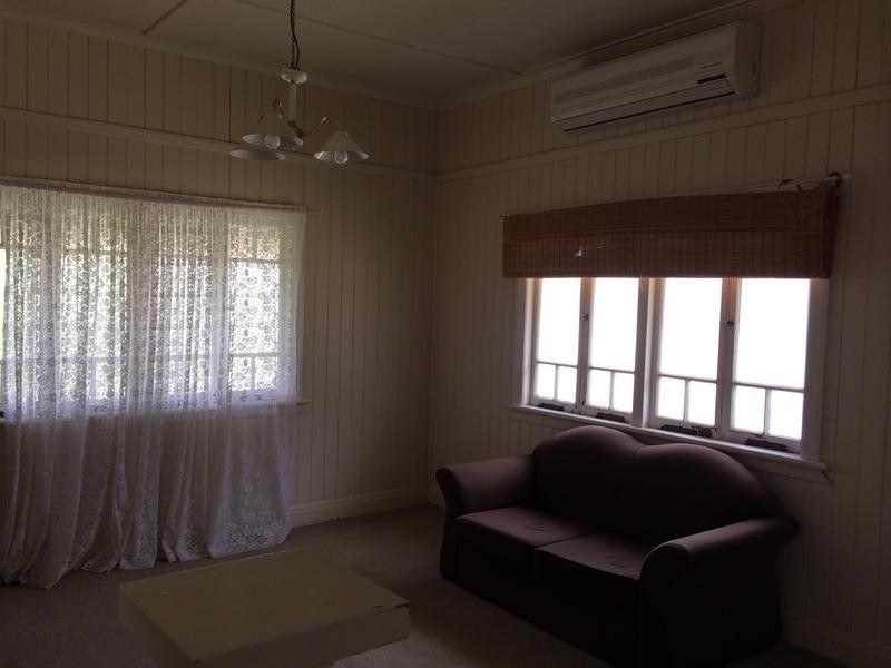 11 Powells Road, Karana Downs QLD 4306