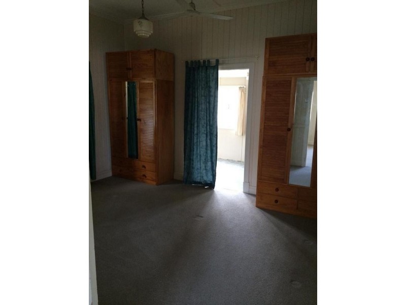 11 Powells Road, Karana Downs QLD 4306