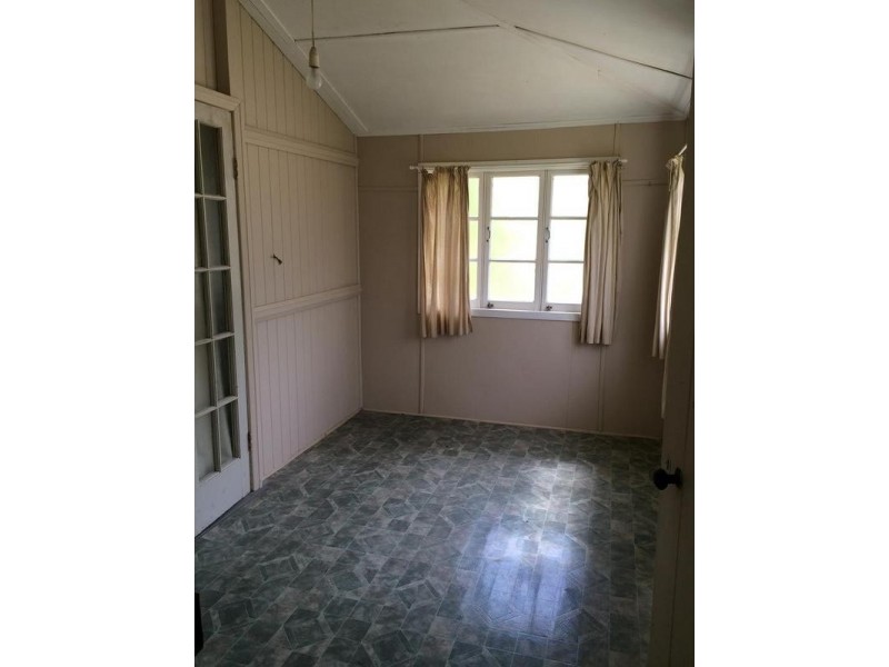 11 Powells Road, Karana Downs QLD 4306