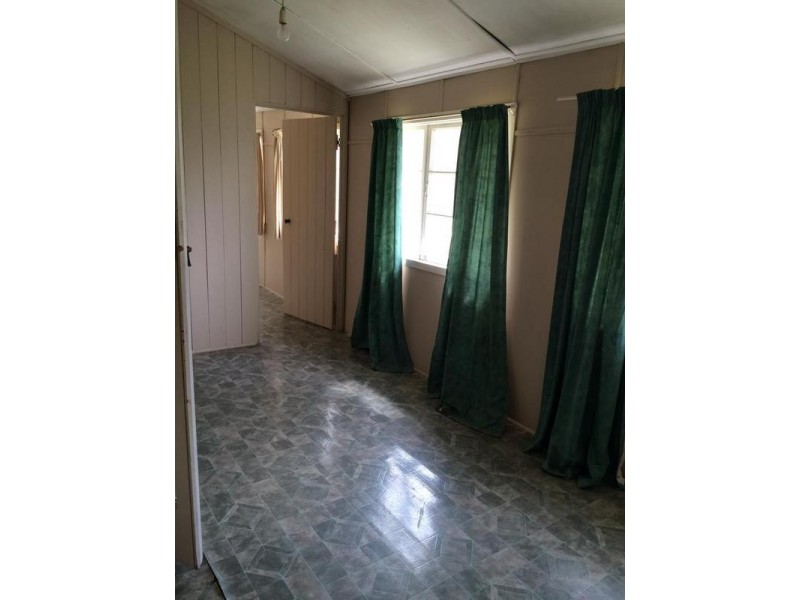 11 Powells Road, Karana Downs QLD 4306