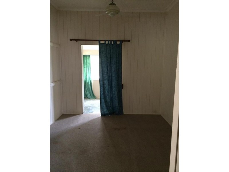 11 Powells Road, Karana Downs QLD 4306