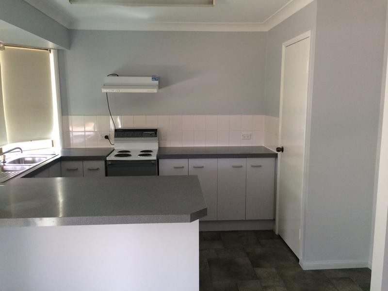 8 Leysdown Court, Yamanto QLD 4305