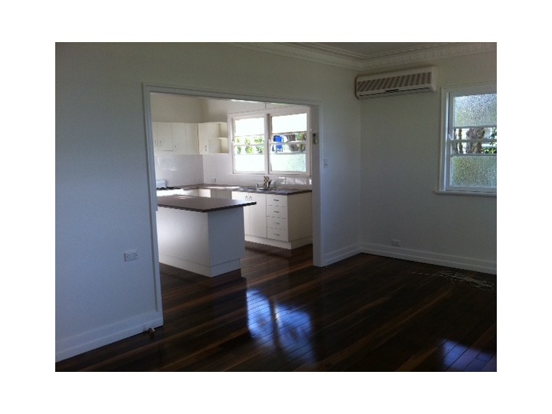 15 Rex Street, Eastern Heights QLD 4305