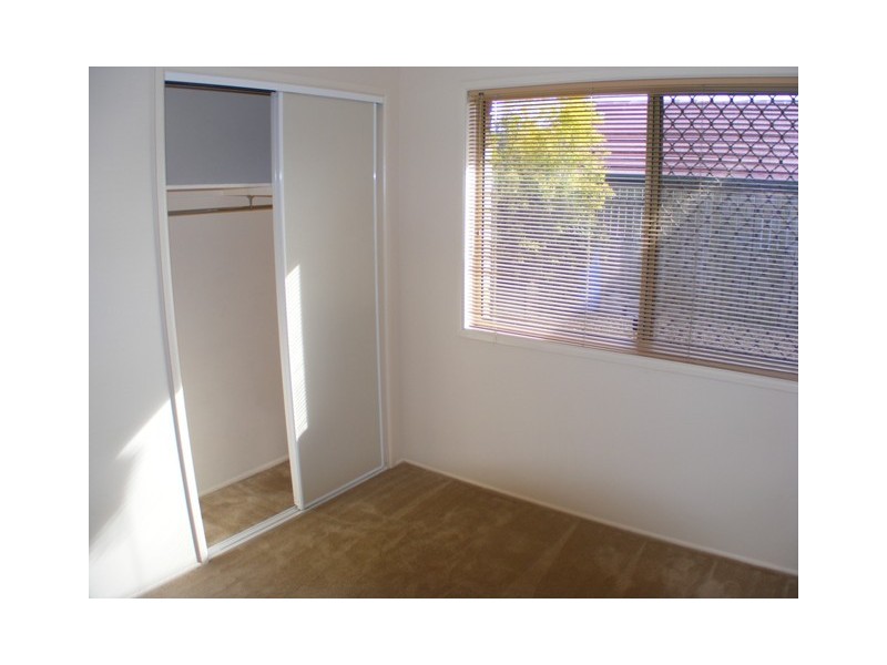 325 South Station Road, Raceview QLD 4305
