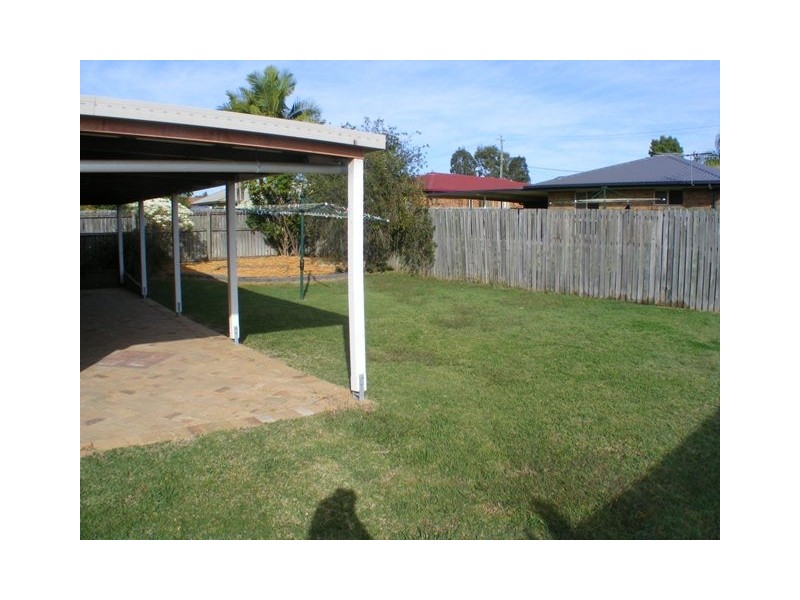 325 South Station Road, Raceview QLD 4305