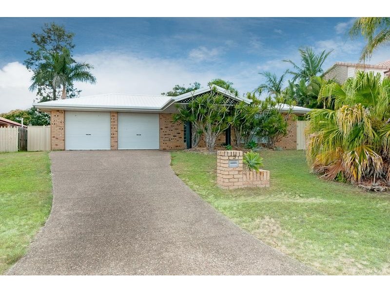 9 Helmsley Court, Yamanto QLD 4305