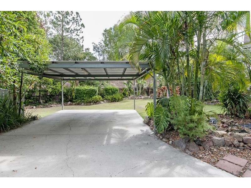17 Lumbye Place, North Tivoli QLD 4305