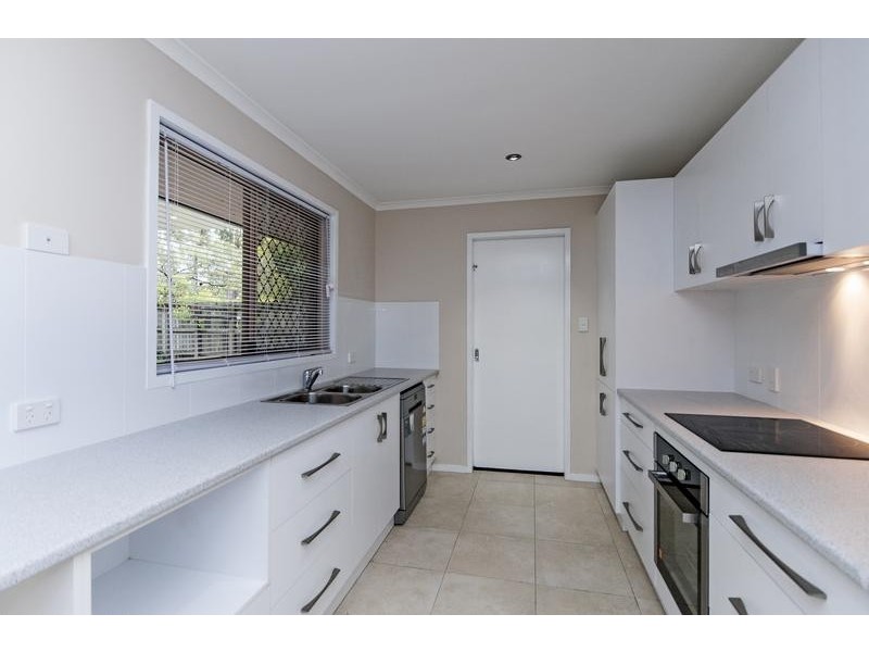 6 Haswell Court, Raceview QLD 4305