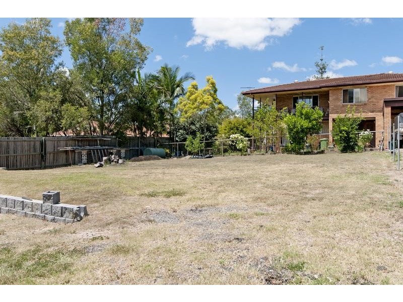 142 Haig Street, Brassall QLD 4305