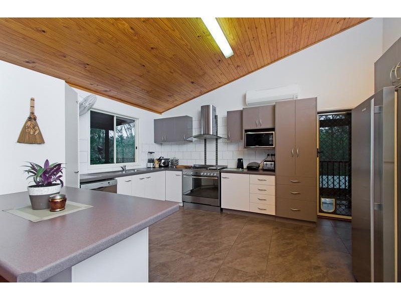 2121 Brisbane Valley Highway, Wivenhoe Pocket QLD 4306