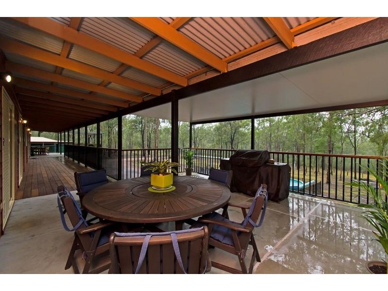 2121 Brisbane Valley Highway, Wivenhoe Pocket QLD 4306