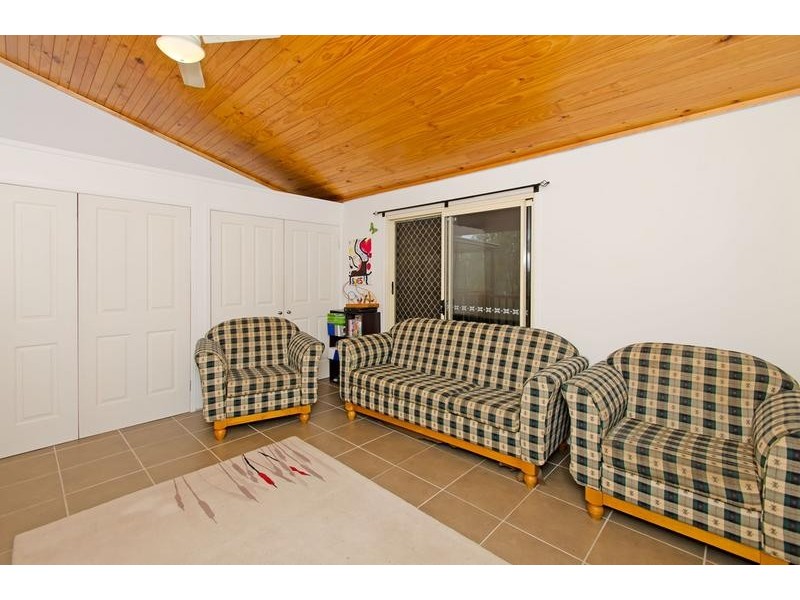 2121 Brisbane Valley Highway, Wivenhoe Pocket QLD 4306