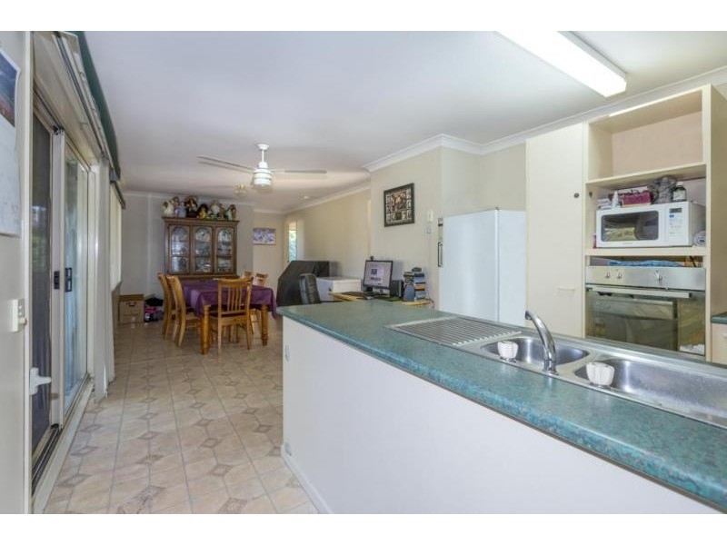 9 Pinto Court, Yamanto QLD 4305