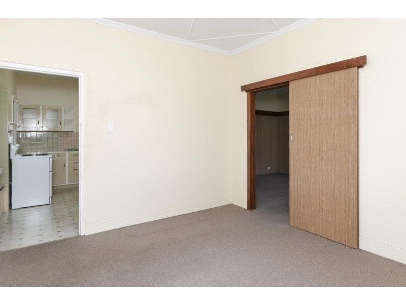 67 Blackstone Road, Eastern Heights QLD 4305