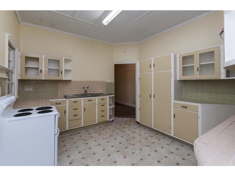 67 Blackstone Road, Eastern Heights QLD 4305