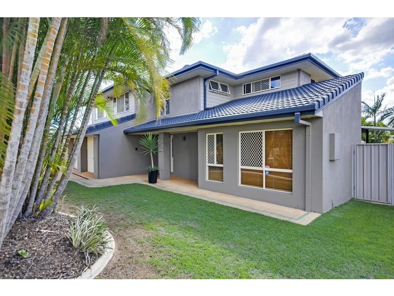 4 Connemara Court, Yamanto QLD 4305