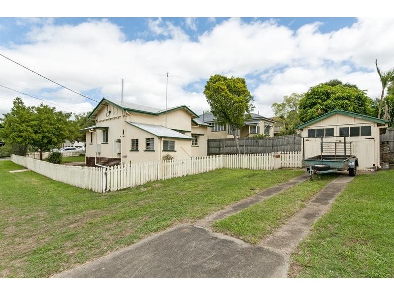28 Glebe Road, Newtown QLD 4305