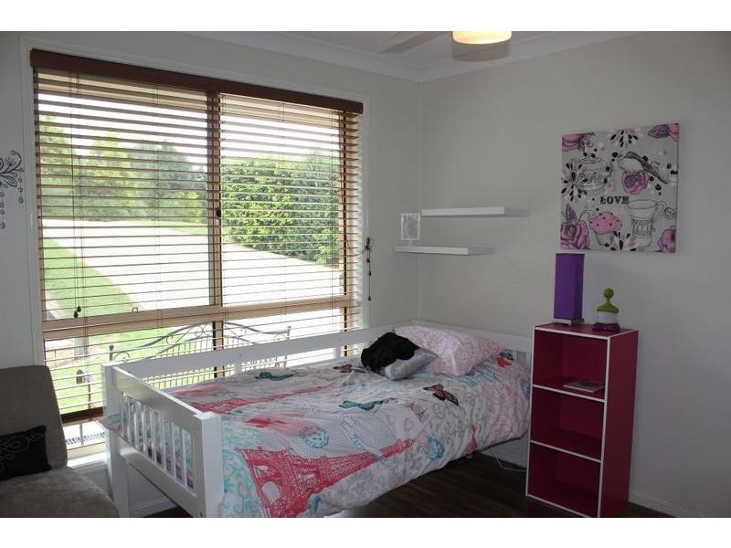 34 Jacana Cres, Flinders View QLD 4305