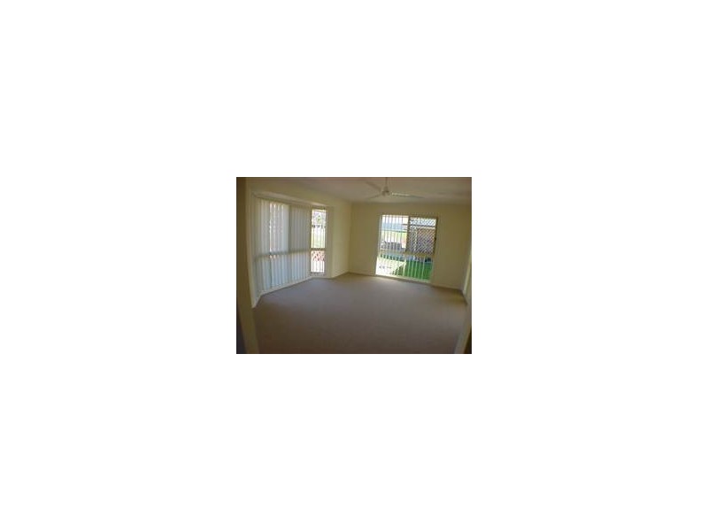 67 Willowtree Drive, Flinders View QLD 4305