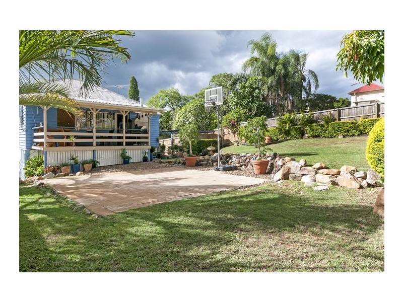 28 Hawthorne Street, Sadliers Crossing QLD 4305