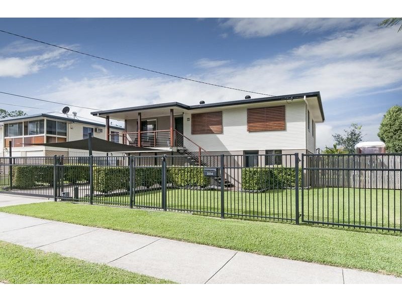 204 Whitehill Road, Raceview QLD 4305