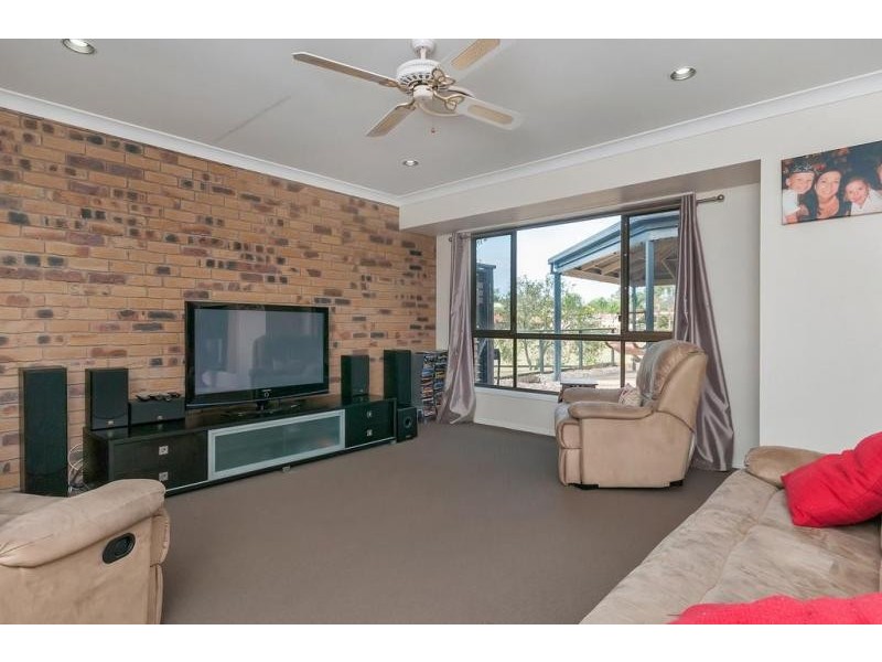 22 Ash Street, Yamanto QLD 4305