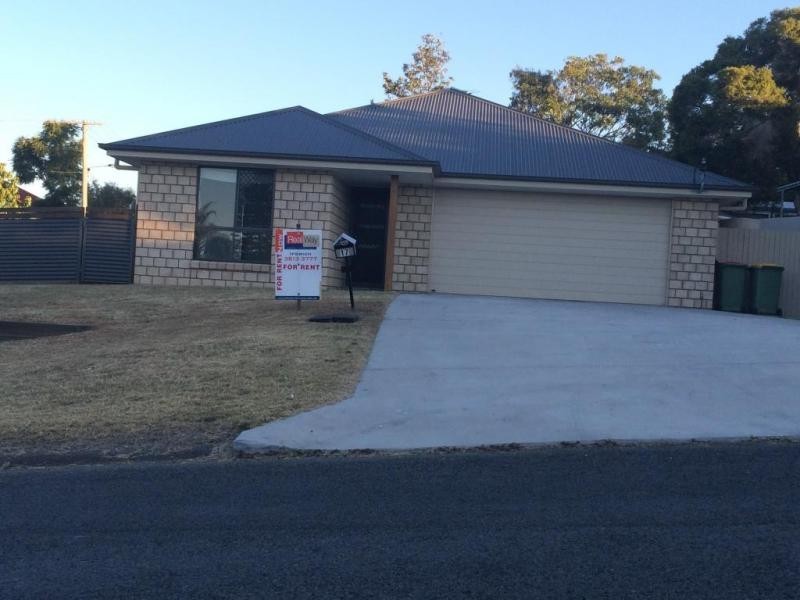 17 Balaclava Street, Churchill QLD 4305