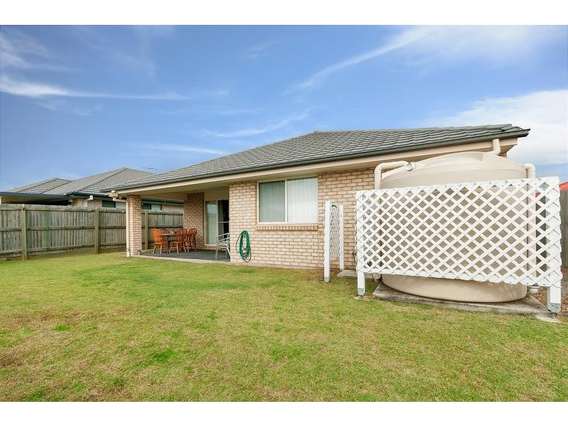 22 Brighton Street, Raceview QLD 4305