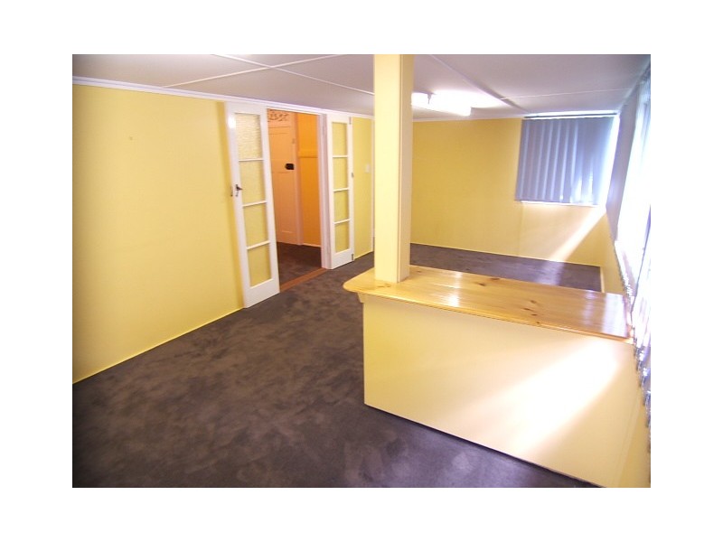 17 Brisbane Road, Ebbw Vale QLD 4304
